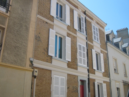 Location Appartement 2 pièces Reims (51100) - 3 rue Macquart (1er étage droit sur cour)