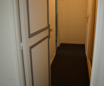 Location Appartement 2 pièces Chantilly (60500) - CENTRE VILLE